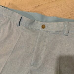 Greg Norman Collection Sky Blue Heathered Flat Front Shorts 9” inseam